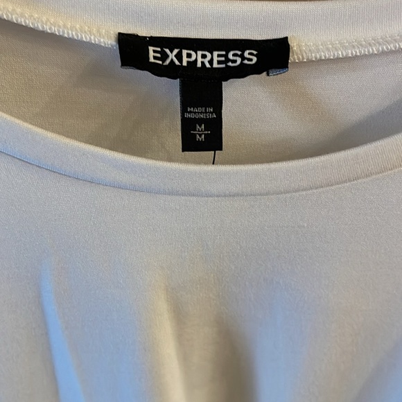 Express White Top with Tie Size Medium NWT - Picture 4 of 12
